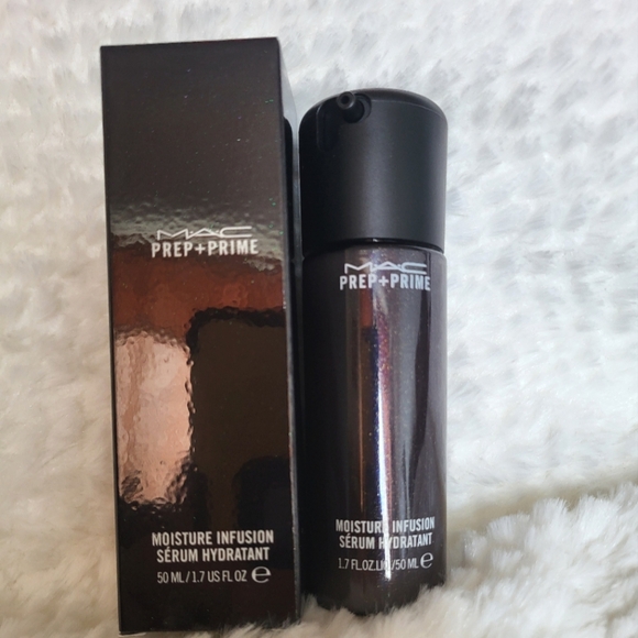 Mac PREP + PRIME moisture infusion - Picture 1 of 3